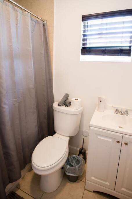 3 Bedroom Miami Home 15 Minutes To The Beach Zewnętrze zdjęcie
